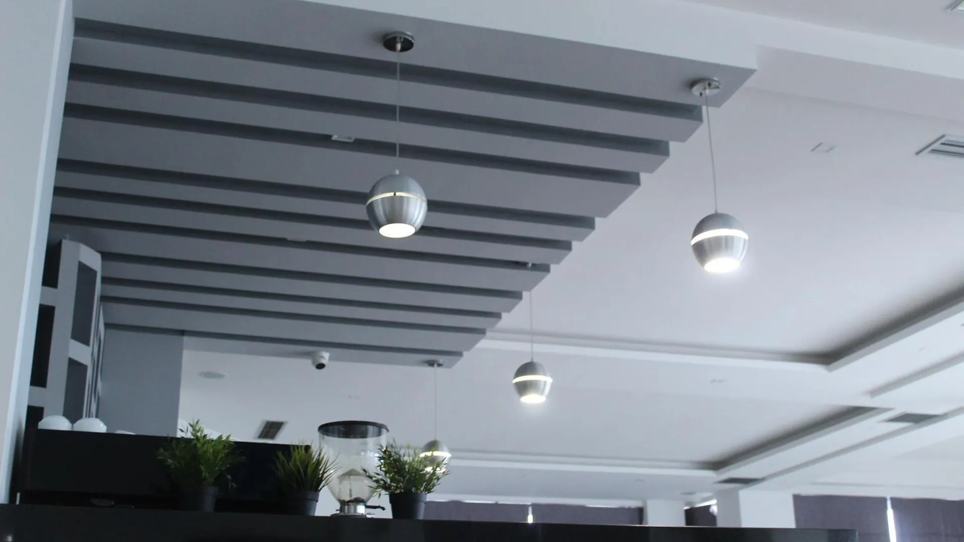 ****  Hotel Agel Sarandë Albánie