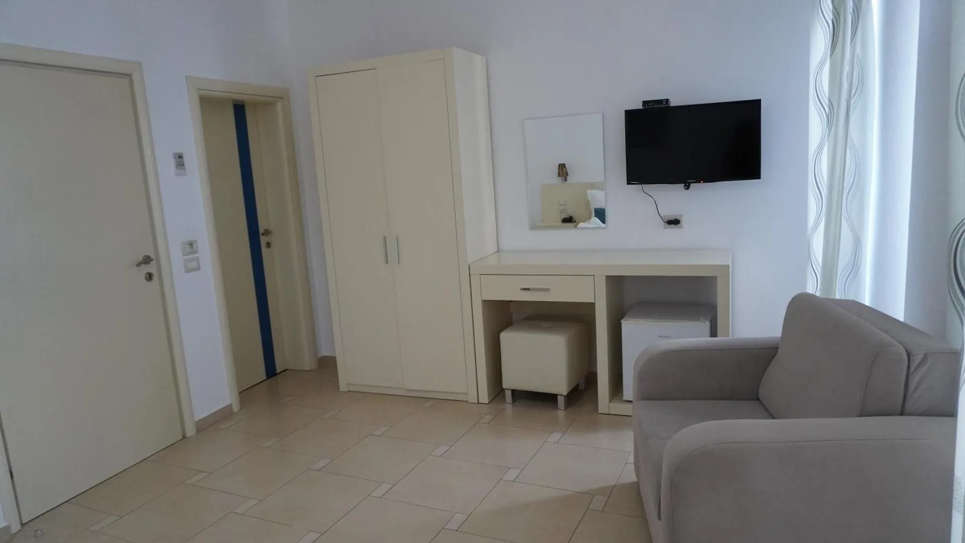 Hotel Agel Sarandë 4*,  Albánie