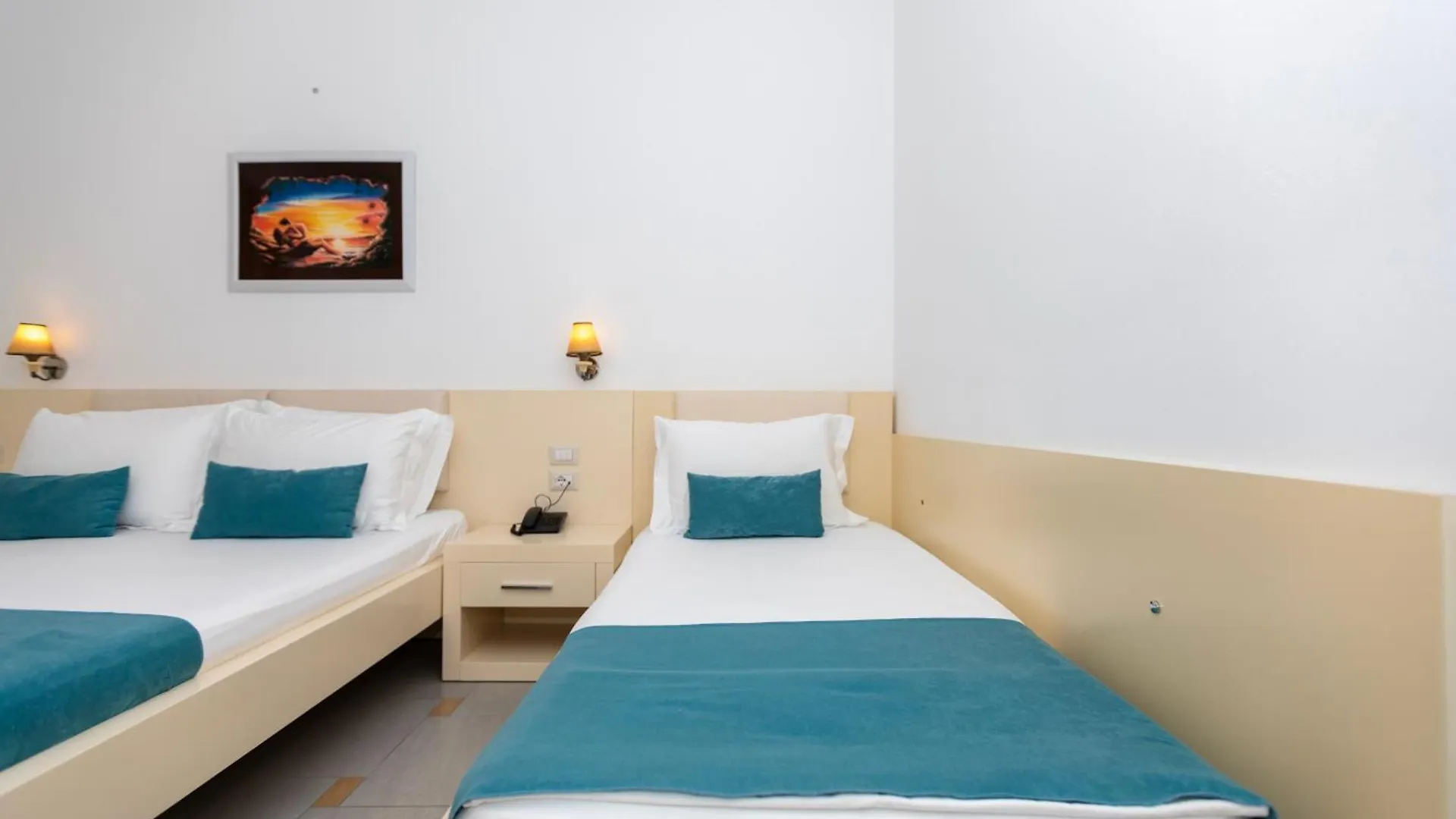 ****  Hotel Agel Sarandë Albania
