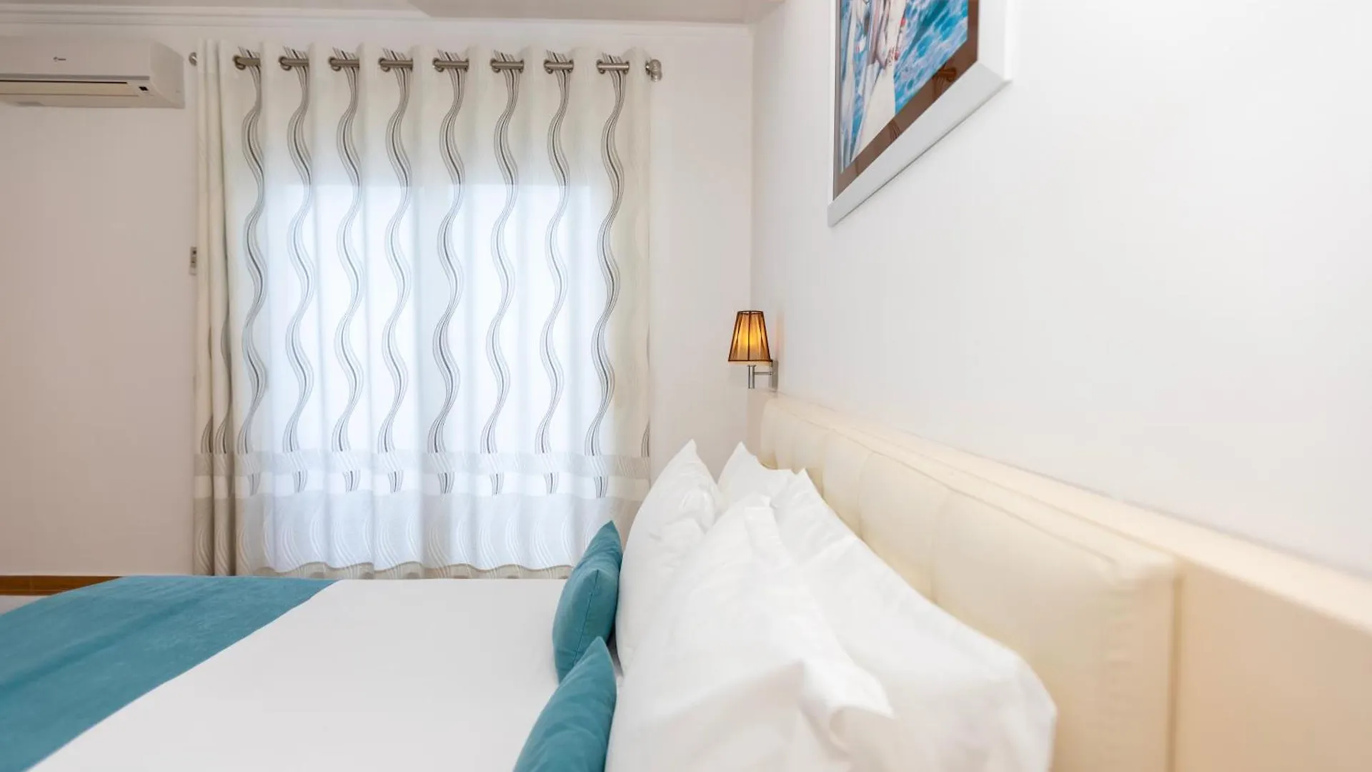 ****  Hotel Agel Sarandë Albania