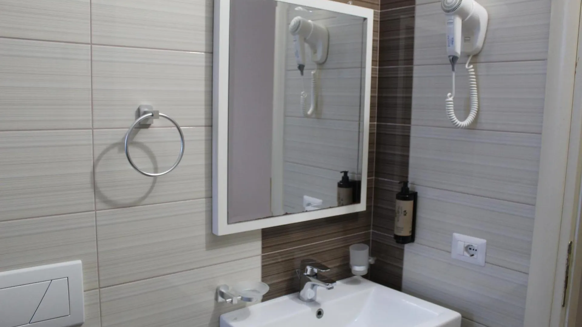 Hotel Agel Sarande